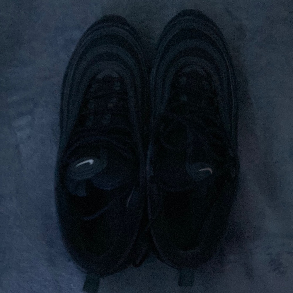 used a couple of times mid condition air max 95